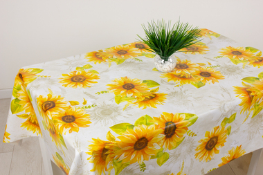 81567 Подсолнечники Клеенка Удачная ПВХ на н/о 1/50м*130 81567 Подсолнечники Клеенка Удачная ПВХ на н/о 1/50м*130